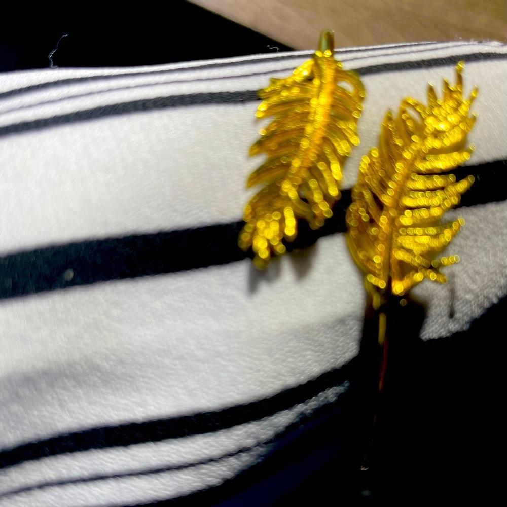 Leaf Stacking Layering Open Bangle Gold Tone